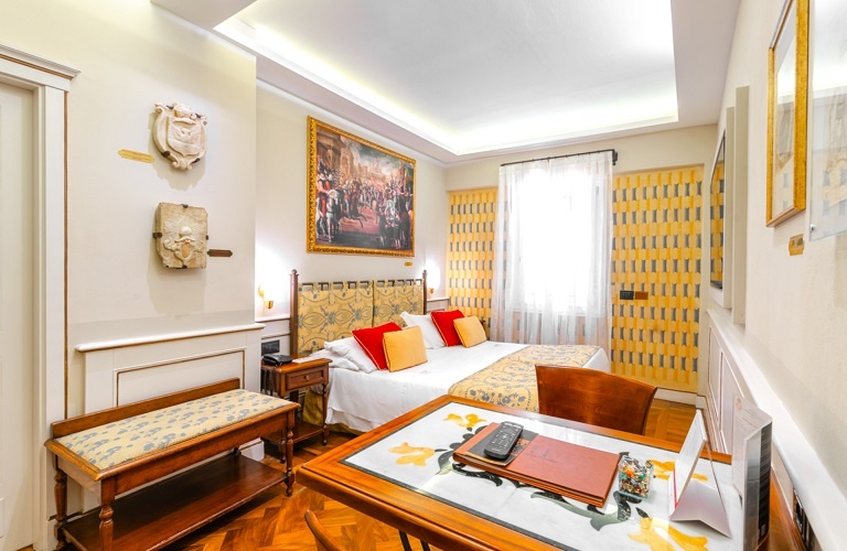 Classic double room  Art Hotel Commercianti Bologna