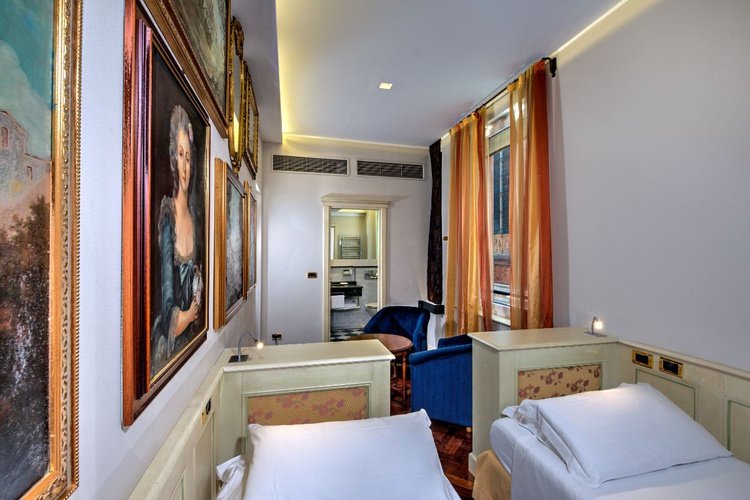 Classic double room art hotel commercianti bologna Classic double room art hotel commercianti bologna