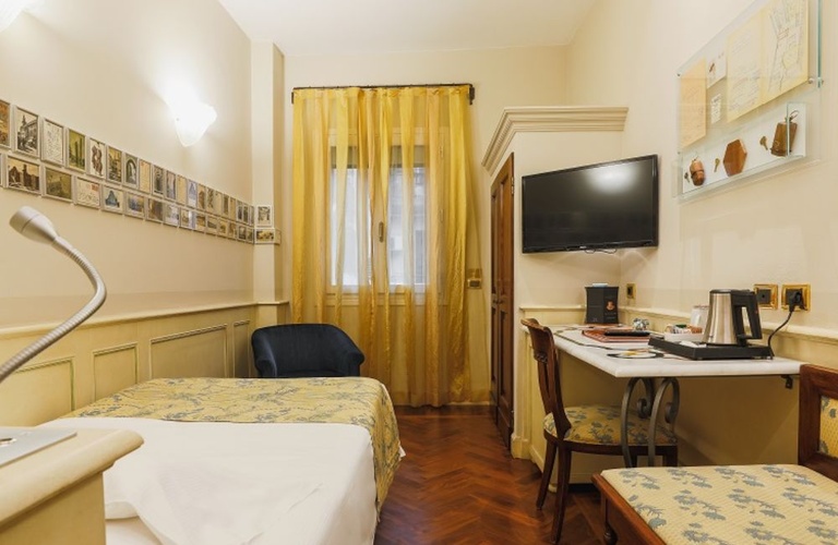 Single room  Art Hotel Commercianti Bologna