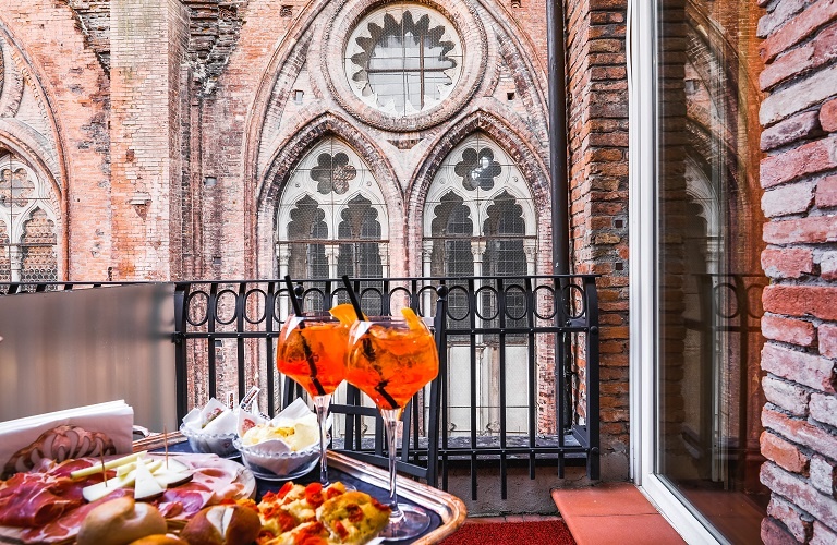 Deluxe double room with terrace  Art Hotel Commercianti Bologna