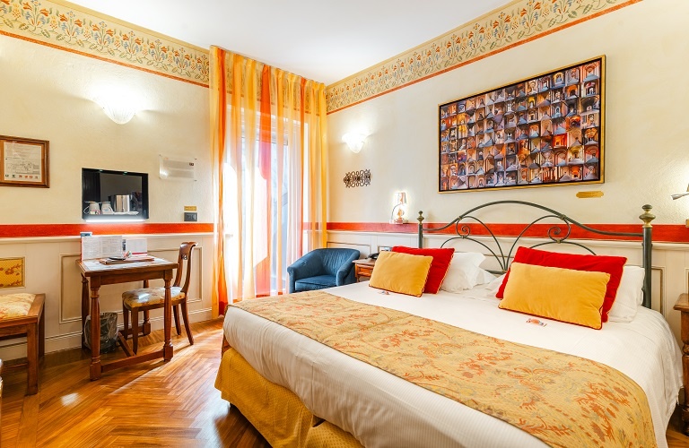 Deluxe double room with terrace  Art Hotel Commercianti Bologna