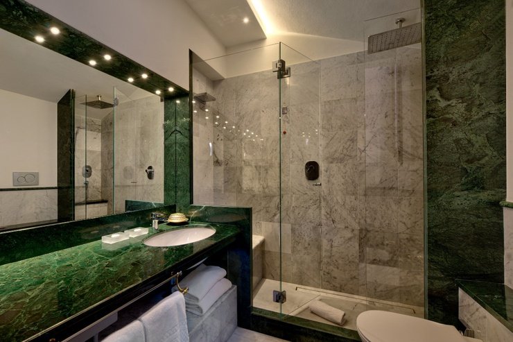 Suites art hotel commercianti bologna Suites art hotel commercianti bologna