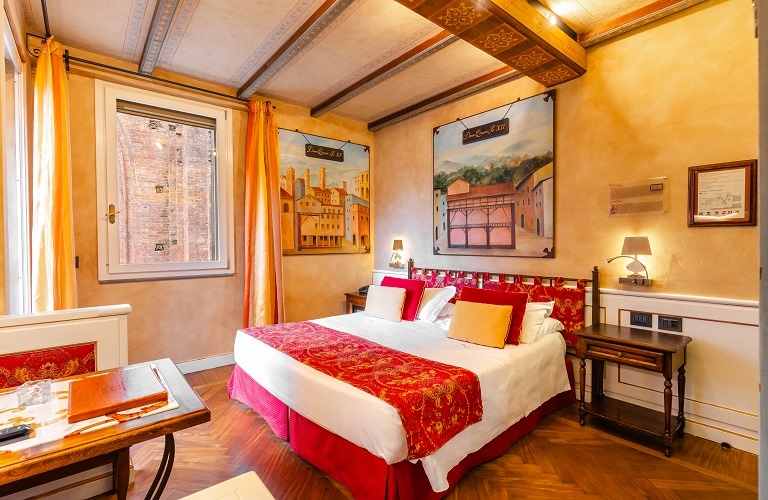 Deluxe double room with terrace  Art Hotel Commercianti Bologna