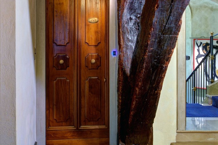 Single room art hotel commercianti bologna Single room art hotel commercianti bologna