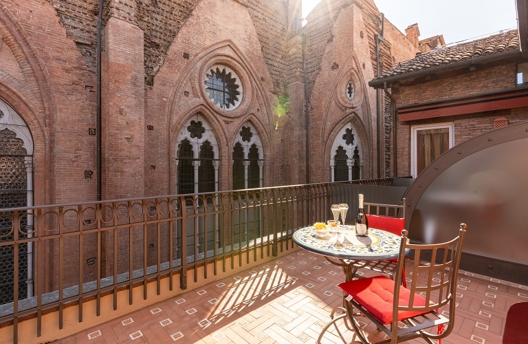 Deluxe double room with terrace  Art Hotel Commercianti Bologna