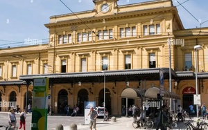 Bologna centrale railway station  Art Hotel Commercianti