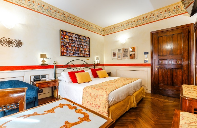 Deluxe double room with terrace  Art Hotel Commercianti Bologna