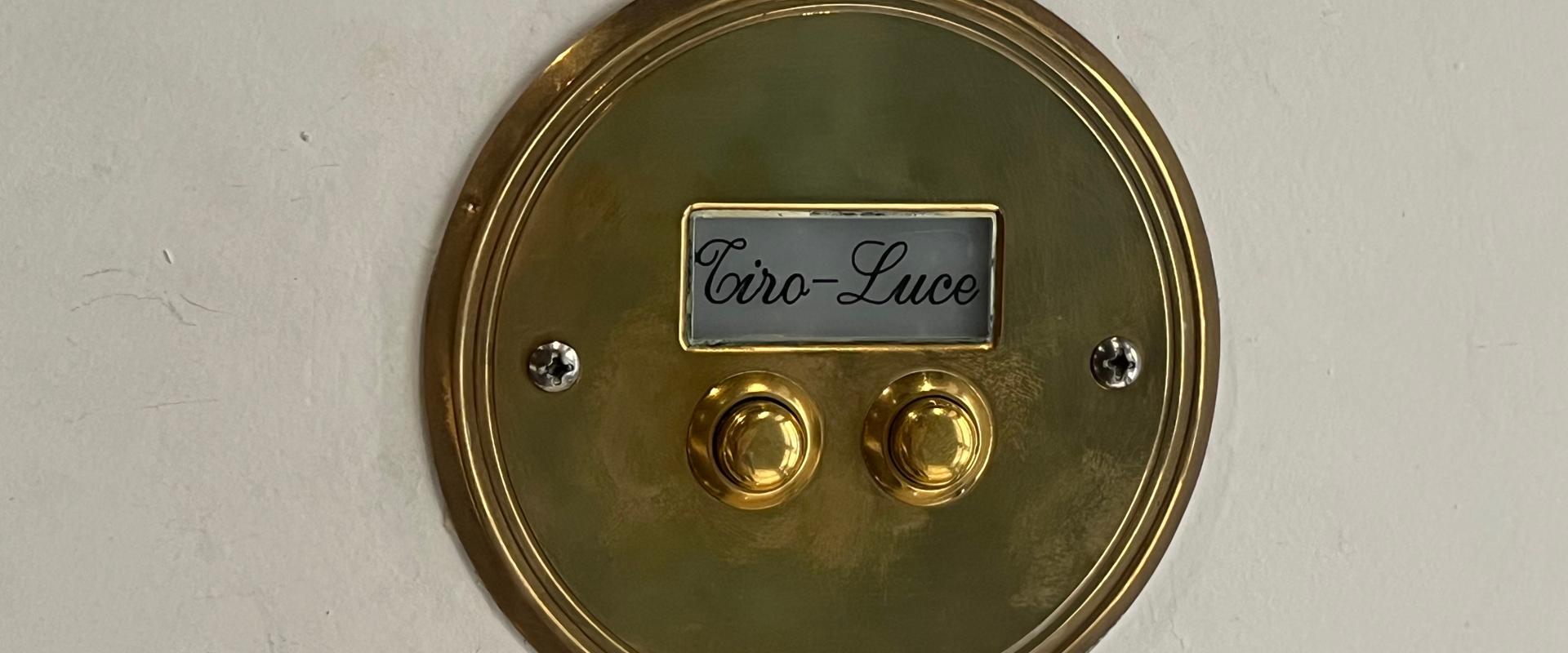 THE IDIOMS AND THE DIALECT IN BOLOGNA  Art Hotel Commercianti Bologna THE IDIOMS AND THE DIALECT IN BOLOGNA  Art Hotel Commercianti Bologna